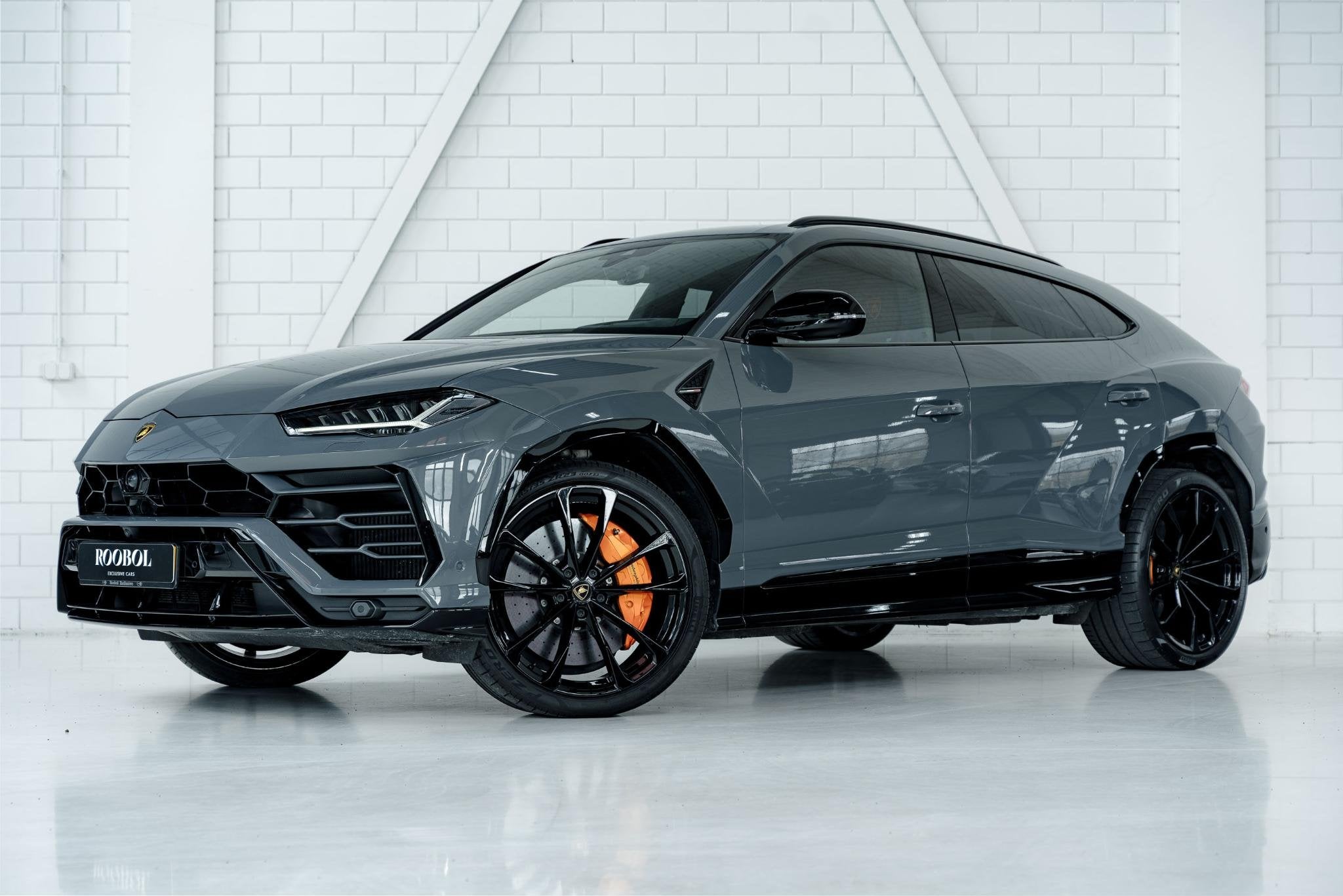 Lamborghini Urus 4.0 V8 Grigio Telesto l Massage l Entertain, Auto's, Automaat, Urus, Gebruikt, Alcantara