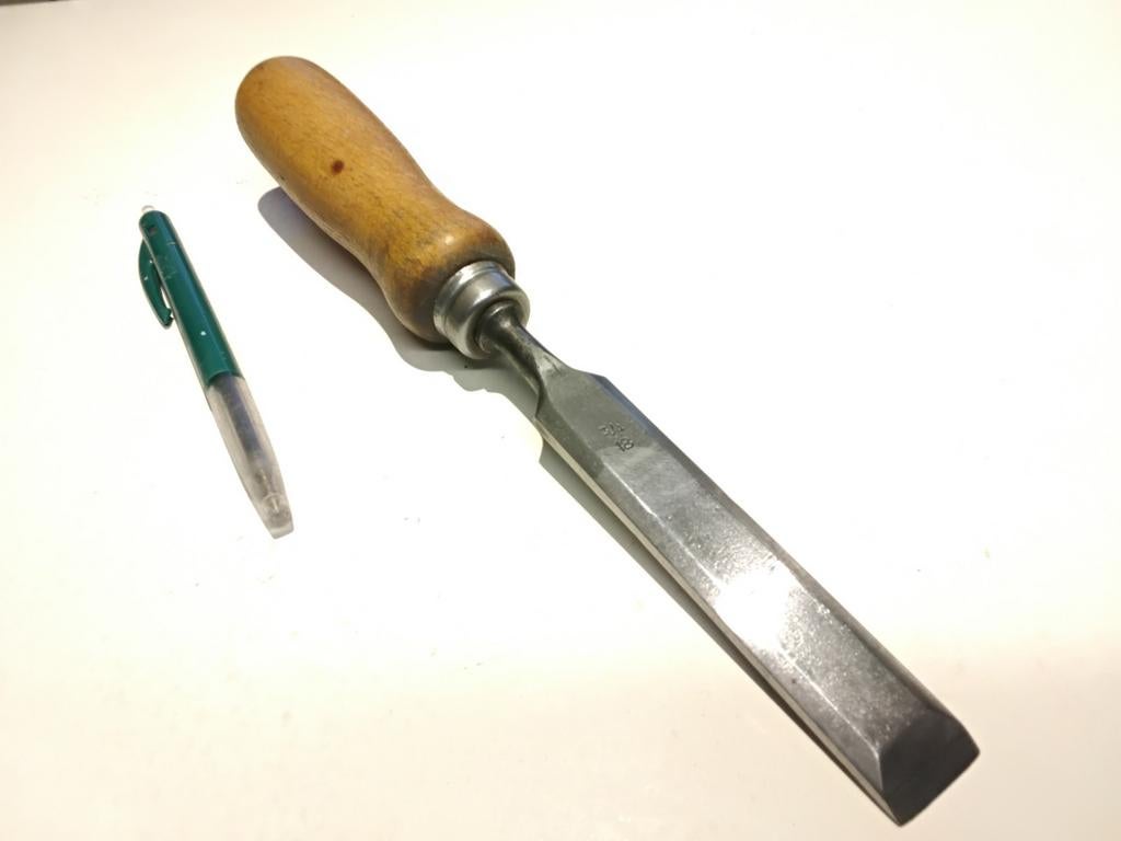 Mooie beitel van Nooitgedagt 18mm, Antiek en Kunst, Ophalen of Verzenden
