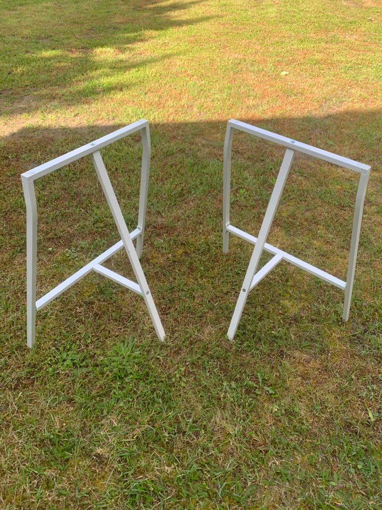 2 witte schragen Ikea, Demontabel, Metaal, 50 cm, Ophalen of Verzenden