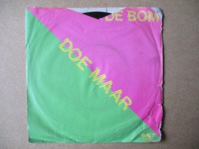 s0159 doe maar - de bom, Ophalen, Gebruikt, 7 inch, Overige genres