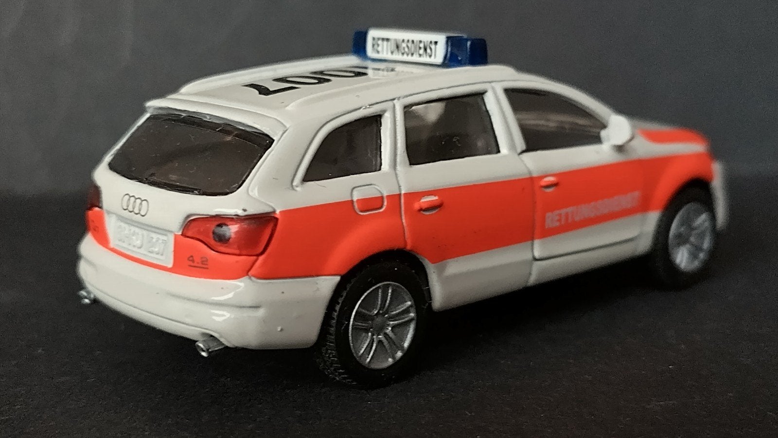 Audi Q7 Rettungsdienst 1:55 Siku Pol, Auto, Ophalen of Verzenden, Zo goed als nieuw, Sieper