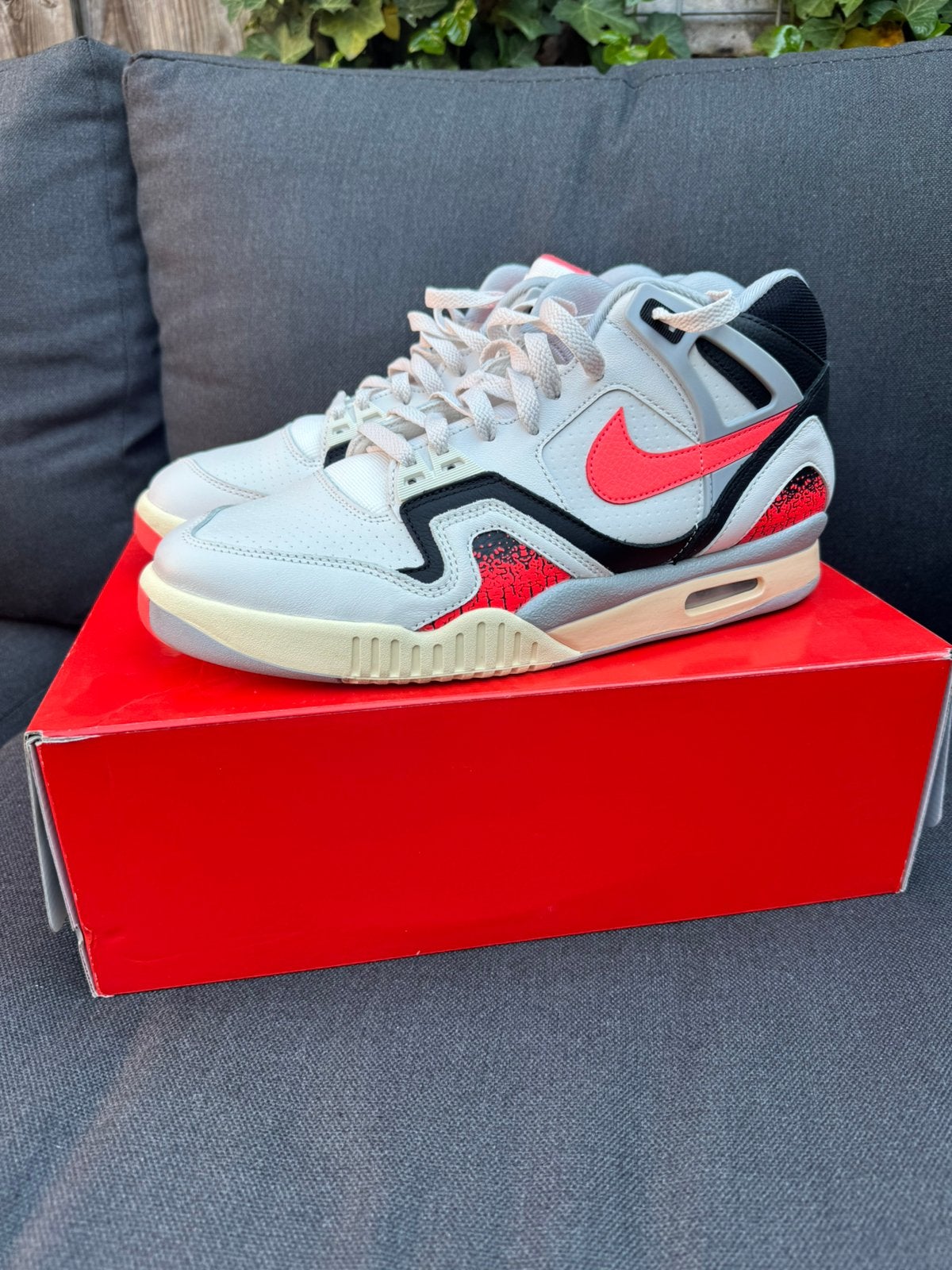 Nike Air Tech Challenge Hot Lava 44.5, Ophalen, Nieuw, Overige kleuren