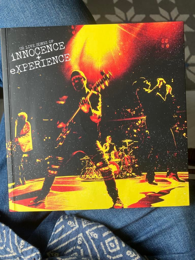 U2 Live Songs of Innocence + Experience CD Boxset, Cd's en Dvd's, Ophalen of Verzenden, Zo goed als nieuw, Poprock