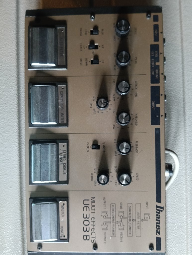 Ibanez UE 303 B  UE-303B UE303B UE303-B, Muziek en Instrumenten, Ophalen of Verzenden, Gebruikt, Compressor