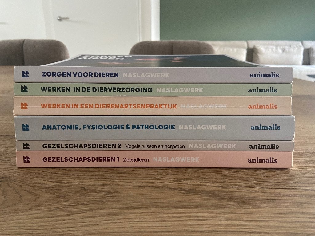 Studieboeken/naslagwerk paraveterinair, Ophalen of Verzenden, Zo goed als nieuw, MBO, Animalis