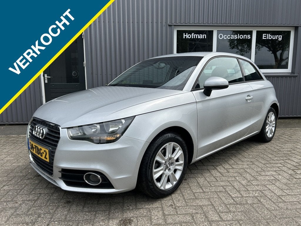 Audi A1 1.2 TFSI Connect Airco Cruise NAVI Nieuwe APK!, Auto's, Audi, Euro 5, 4 cilinders, 4 stoelen, 49 €/maand