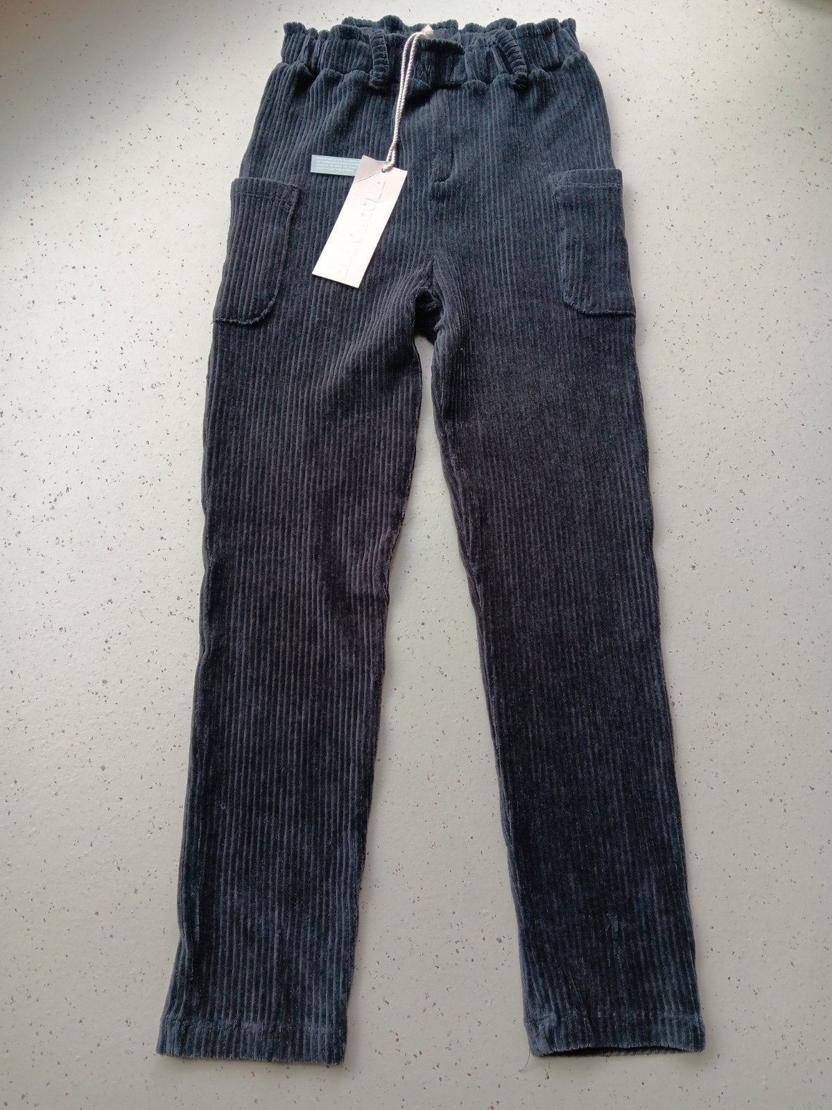 NEW Ammehoela 8-10y broek, Kinderen en Baby's, Broek, Jongen of Meisje, Nieuw, Ophalen of Verzenden