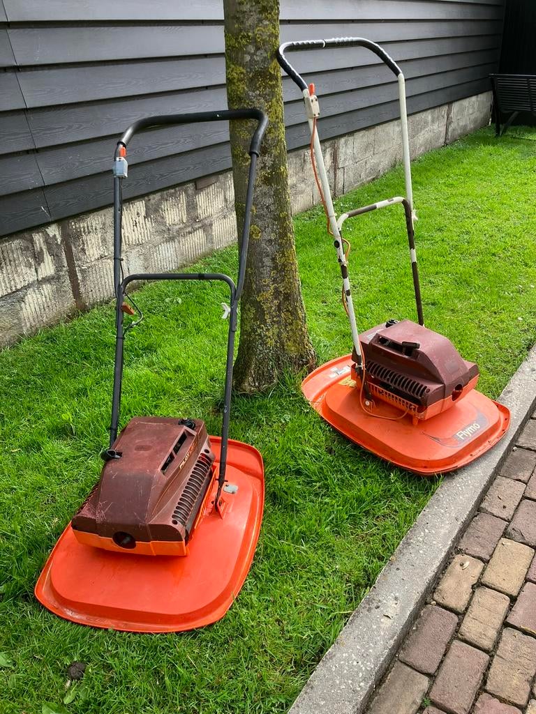 2 flymo’s, Tuin en Terras, Grasmaaiers, Ophalen, Gebruikt, Benzine-grasmaaier, 40 t/m 49 cm