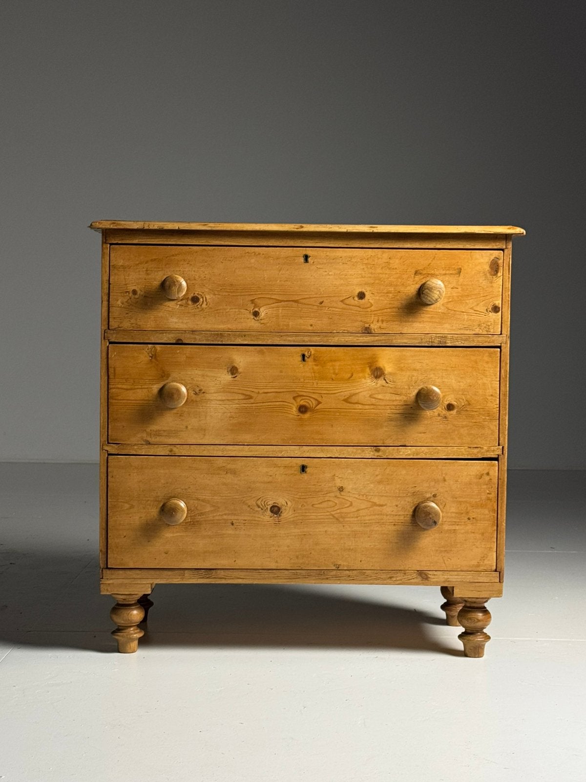 Engelse ladekast commode 19e eeuw, Huis en Inrichting, Kasten | Ladekasten, Ophalen, 50 tot 100 cm, Zo goed als nieuw, 3 of 4 laden