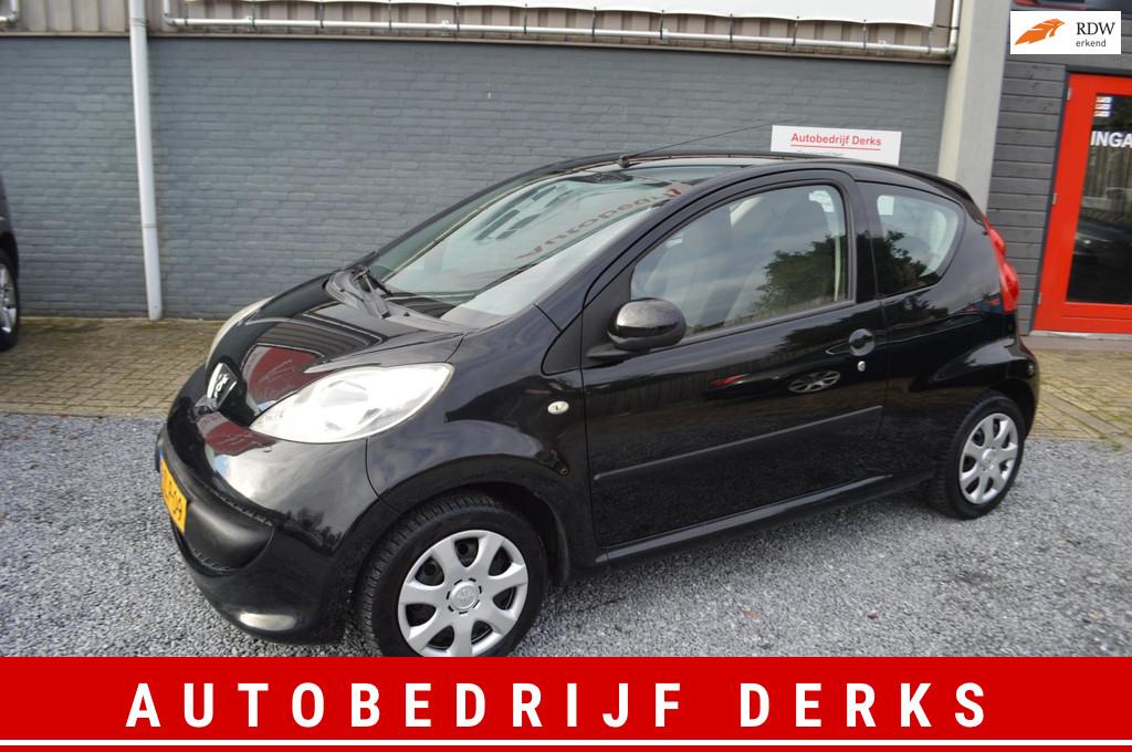 Peugeot 107 1.0-12V XR Airco Stuurbekrachtiging Jaar garanti, Voorwielaandrijving, Stof, Gebruikt, 765 kg