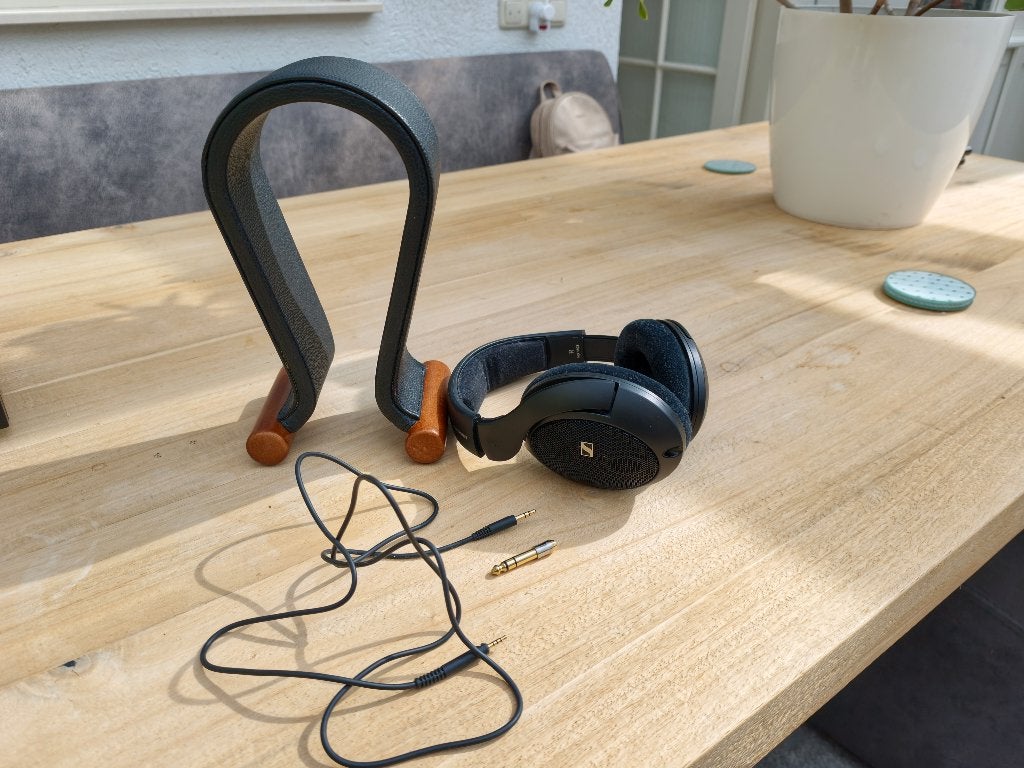 Sennheiser HD 560 S met Navaris steun, Audio, Tv en Foto, Koptelefoons, Verstelbaar, Sennheiser, Ophalen of Verzenden, Zo goed als nieuw