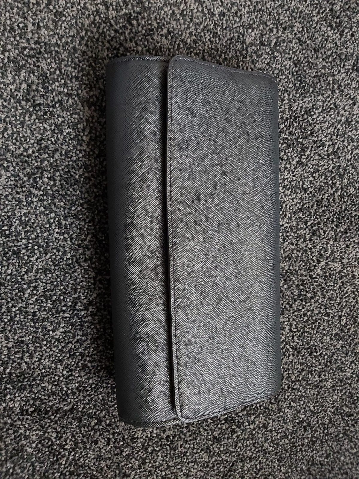 Zwarte clutch met gouden ketting, Ophalen, Zo goed als nieuw, Zwart, Avondtasje