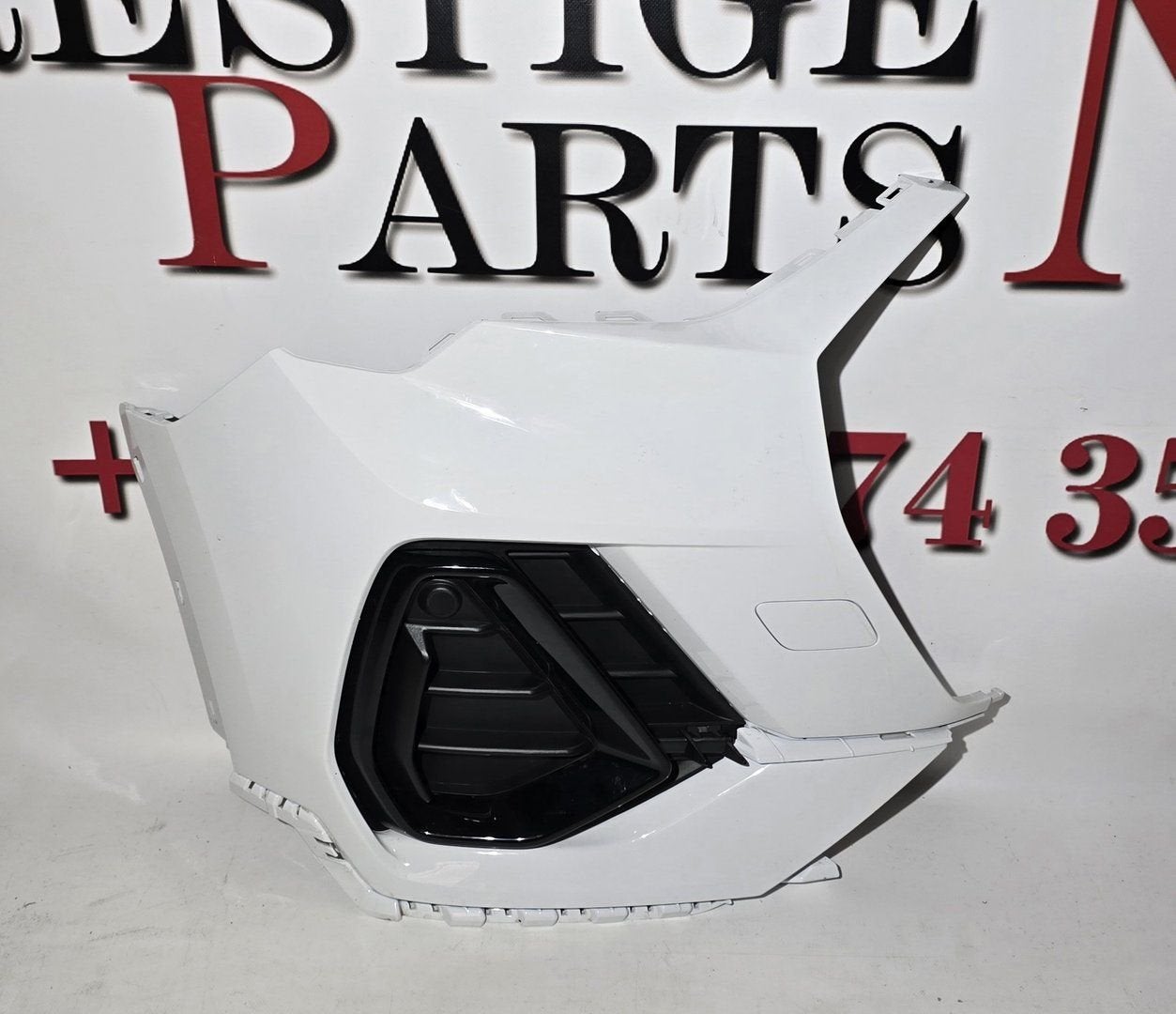 Voorbumper Hoek AUDI Q3 83A F3 S-Line 83A807438D RECHTS LY9L, Auto-onderdelen, Gebruikt, -, Voor, Bumper