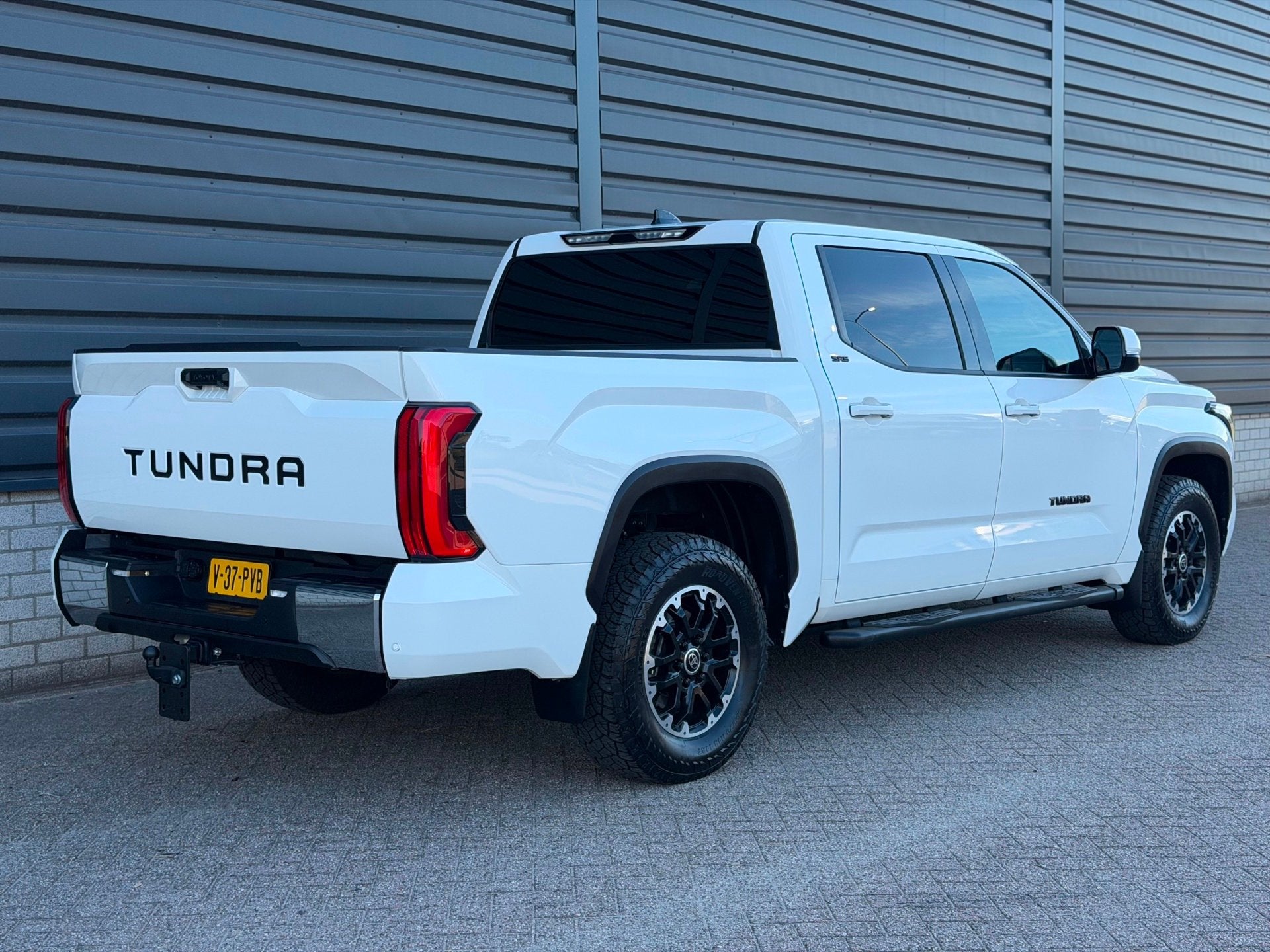 Toyota TUNDRA SR5 Offroad 3.5 V6 | crew Cab | Trekhaak | 32., Auto's, Automaat, Gebruikt, Wit, Bedrijf
