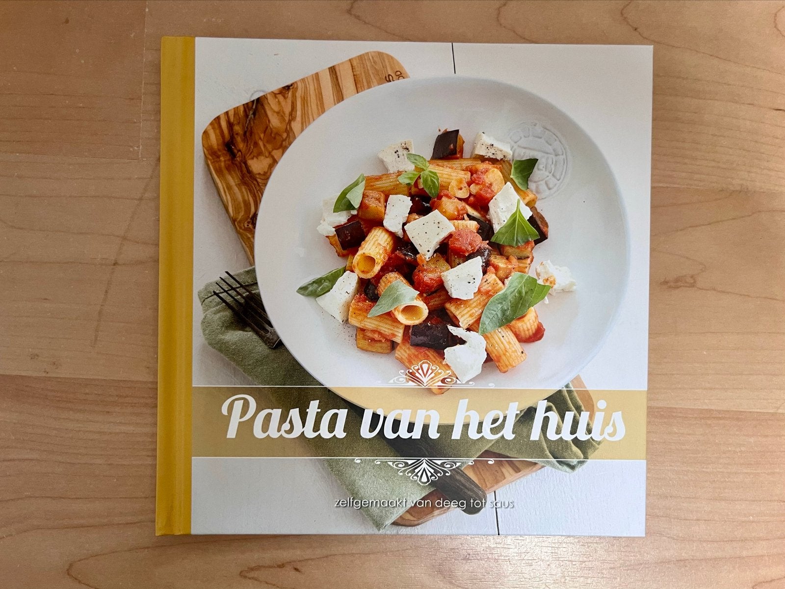 Pasta van het huis - Zelfgemaakt van deeg tot saus, Boeken, Ophalen of Verzenden, Zo goed als nieuw, Italië, Hoofdgerechten
