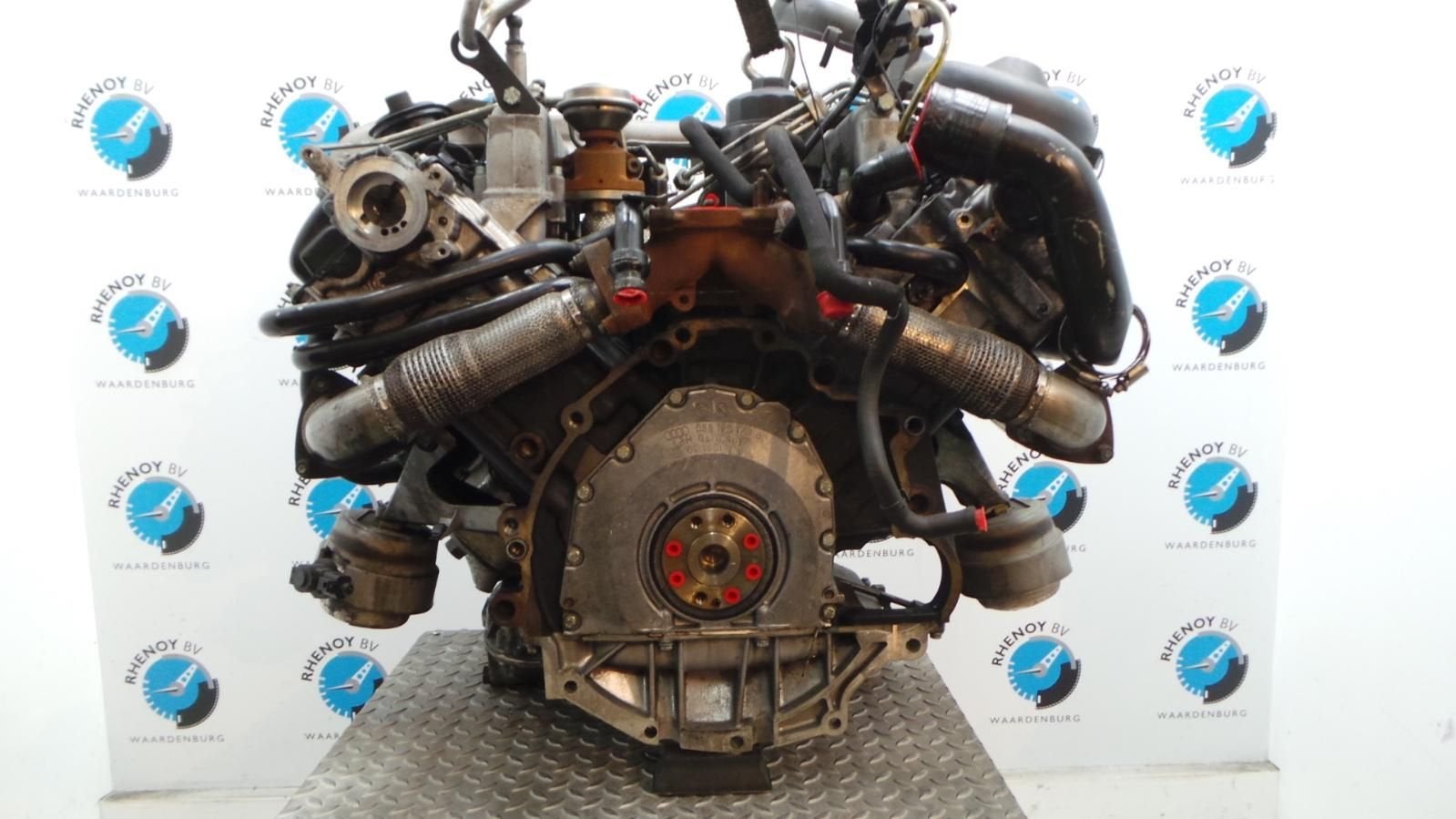 AUDI A4 2.5TDI QUATTRO MOTOR 2001, Ophalen of Verzenden, Gebruikt, ARN erkend
