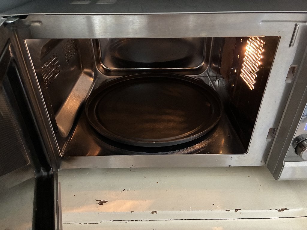 4-in-1 combimagnetron / magnetron met oven- en grillfunctie, Ophalen, Combimagnetron, Crisp, Zo goed als nieuw