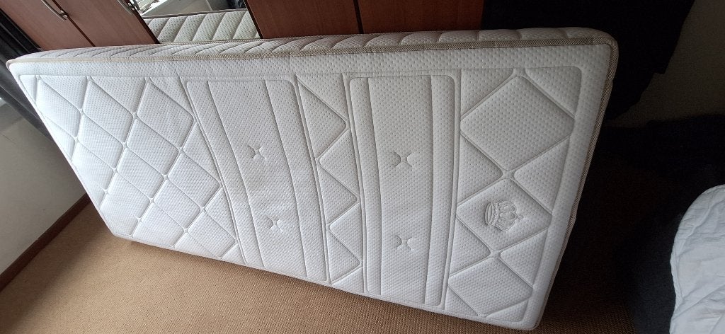 Auping vivio medium breeze matras 220cm x 100 cm, Huis en Inrichting, Slaapkamer | Matrassen en Bedbodems, Ophalen, 100 cm, Eenpersoons