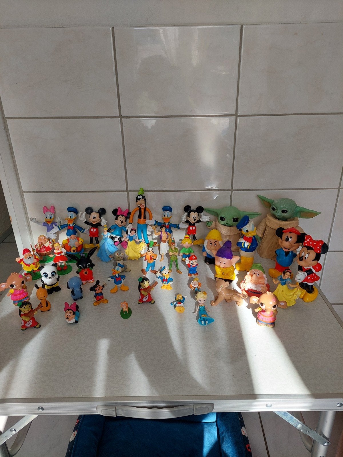 44 Diverse Disney & Cartoon Figuren: Mickey, Elsa, Grogu, Ophalen of Verzenden, Zo goed als nieuw