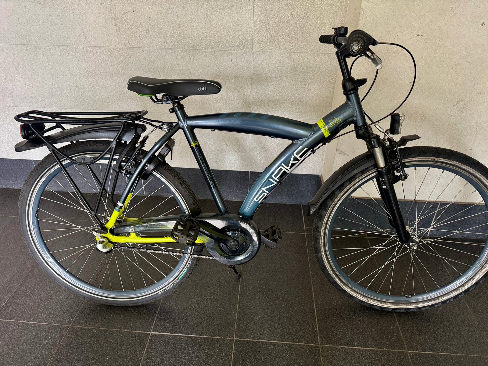Batavus snake 26 inch, Ophalen, Zo goed als nieuw, 26 inch of meer, Versnellingen