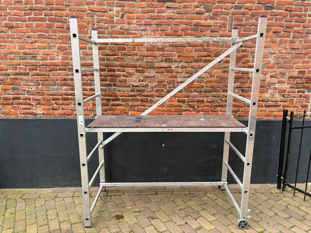 Kleine Rolsteiger. Nederlands fabrikaat., Doe-het-zelf en Verbouw, Steigers, Ophalen, Gebruikt, Rolsteiger of Kamersteiger, Minder dan 2 meter
