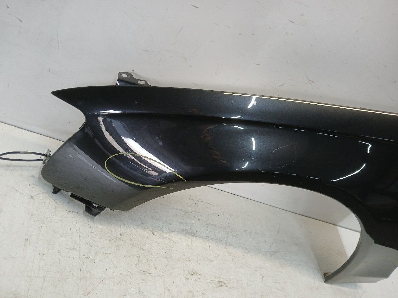 Spatbord links voor Audi A4, Onderdelen@venauto.nl, Van der Ven Autorecycling B.V., Gebruikt, Ettenseweg 76, 4706 PB Roosendaal, The Netherlands