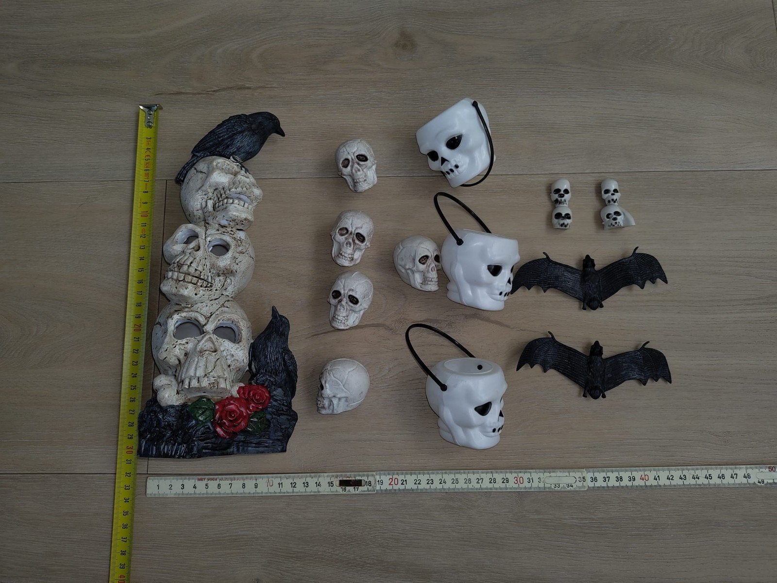 Halloween decoratie set: schedels, vleermuizen, maskers, Gebruikt, Meerkleurig, Overige stijlen, Kunststof
