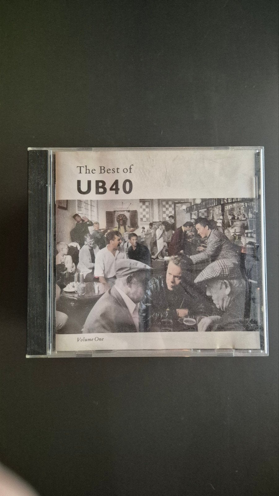 UB40 - The Best Of Volume One CD, Ophalen of Verzenden, Gebruikt, Pop, Verzamelalbum
