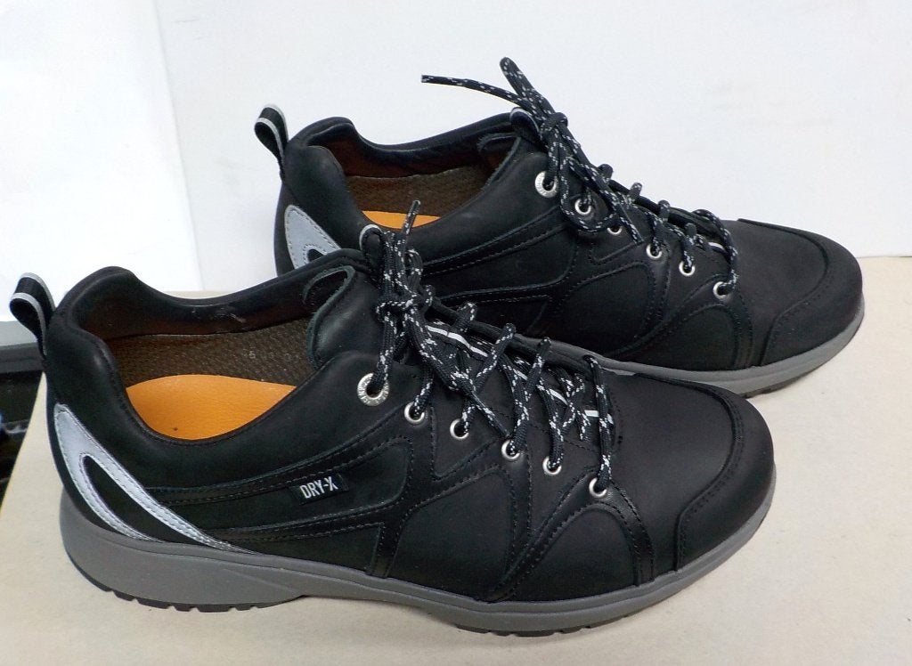Zwarte wandelschoenen Xsensible Stretchwalker maat 42 H, Xsensible Verkooporganisatie Nederland, Oude Kleefsebaan 119 - 6572 AK Berg en Dal