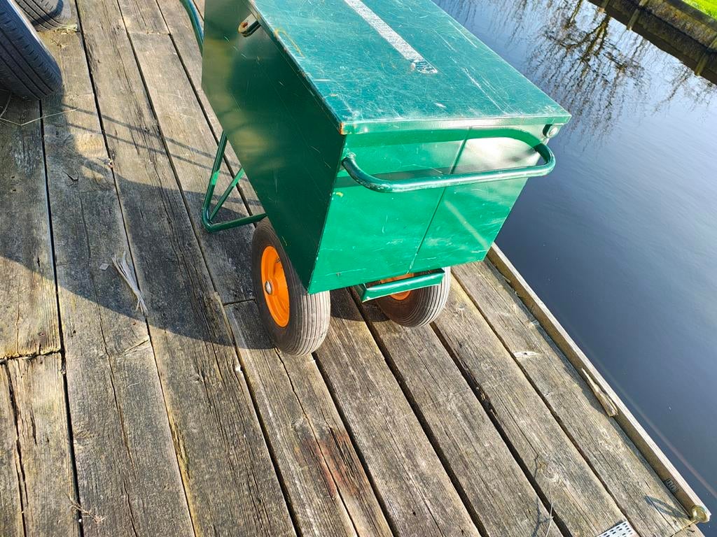 Zgan afsluitbare kruiwagen met twee wielen tegen omkiepen, Ophalen, Fort, Tweewielig, Zo goed als nieuw