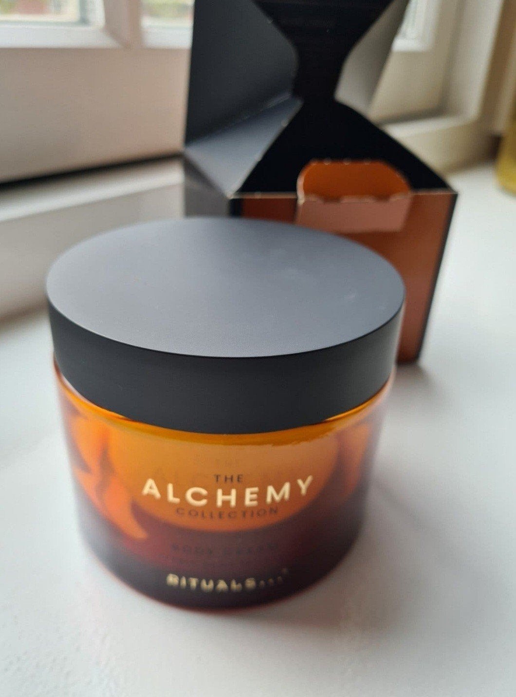 Rituals The Alchemy Collection Body Cream Amber & Myrrh, Sieraden, Tassen en Uiterlijk, Ophalen of Verzenden, Nieuw, Bodylotion, Crème of Olie