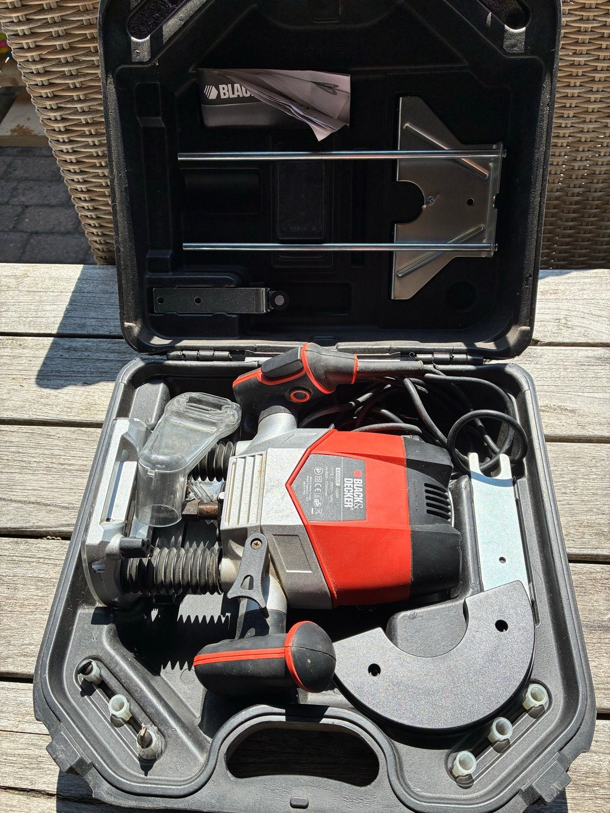 Black & Decker Bovenfrees met accessoires en koffer, Ophalen of Verzenden, Gebruikt, Elektrisch, Bovenfrees