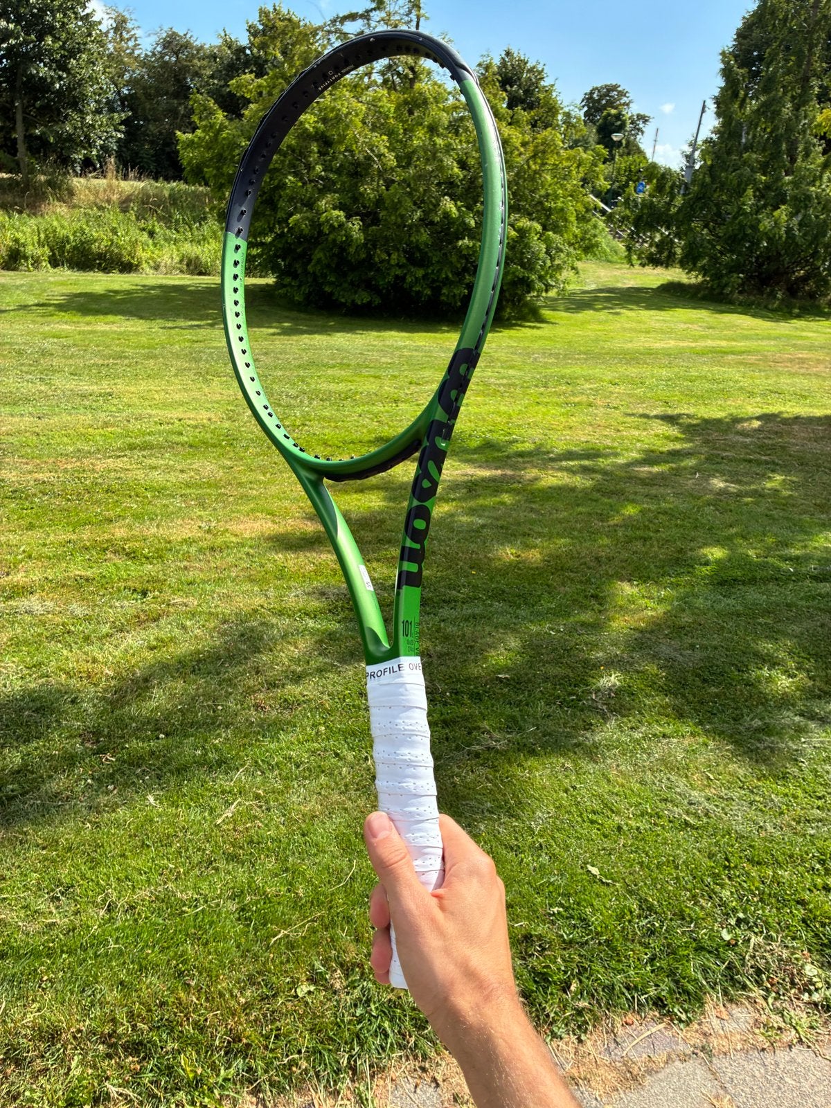 Wilson Blade L3 Tennisracket 274 gram, Sport en Fitness, Tennis, Gebruikt, Ophalen of Verzenden, Wilson, Racket