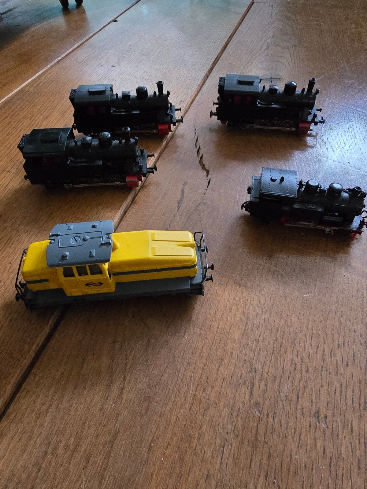 Grote partij Märklin H0 & Lima – locomotieven, wagons, rails, Hobby en Vrije tijd, Arnold, Gebruikt, Gelijkstroom, Rails