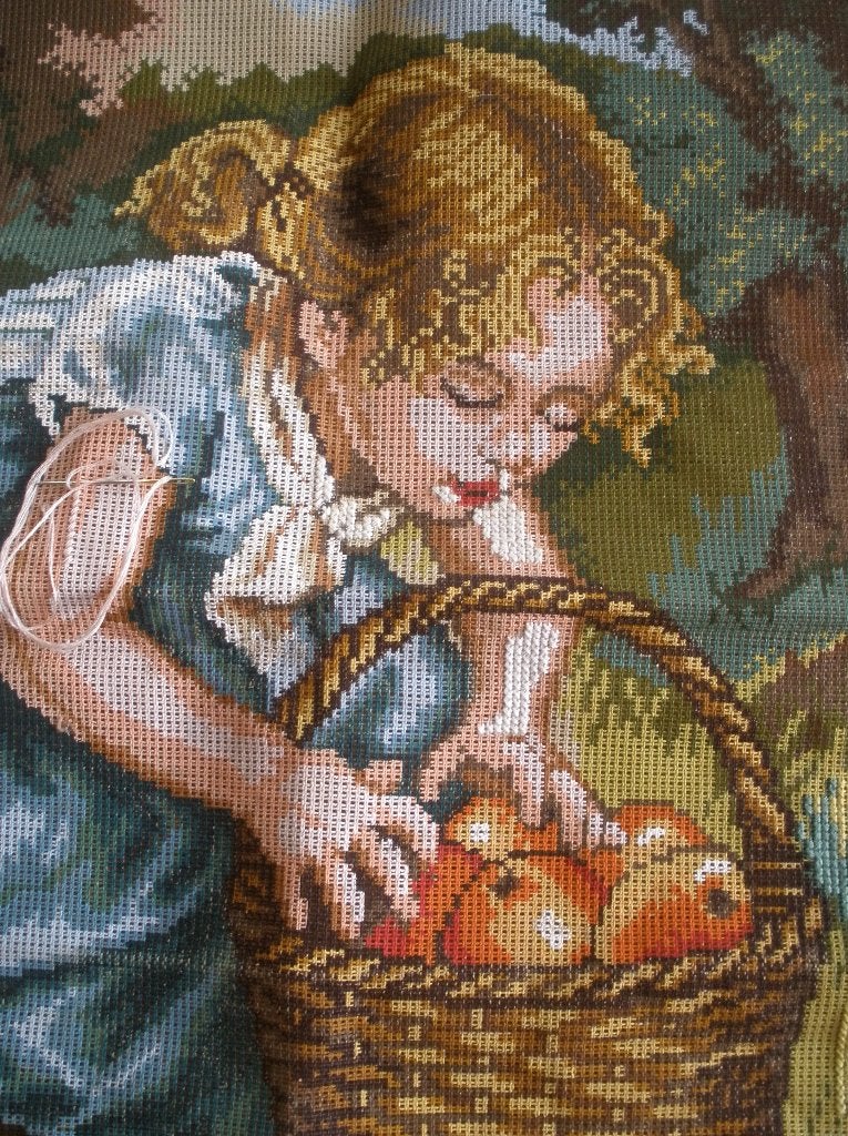 Vintage Crico borduurstramien Meisje met mand appels / onaf., Ophalen of Verzenden, Nieuw, Handborduren, Borduurpakket