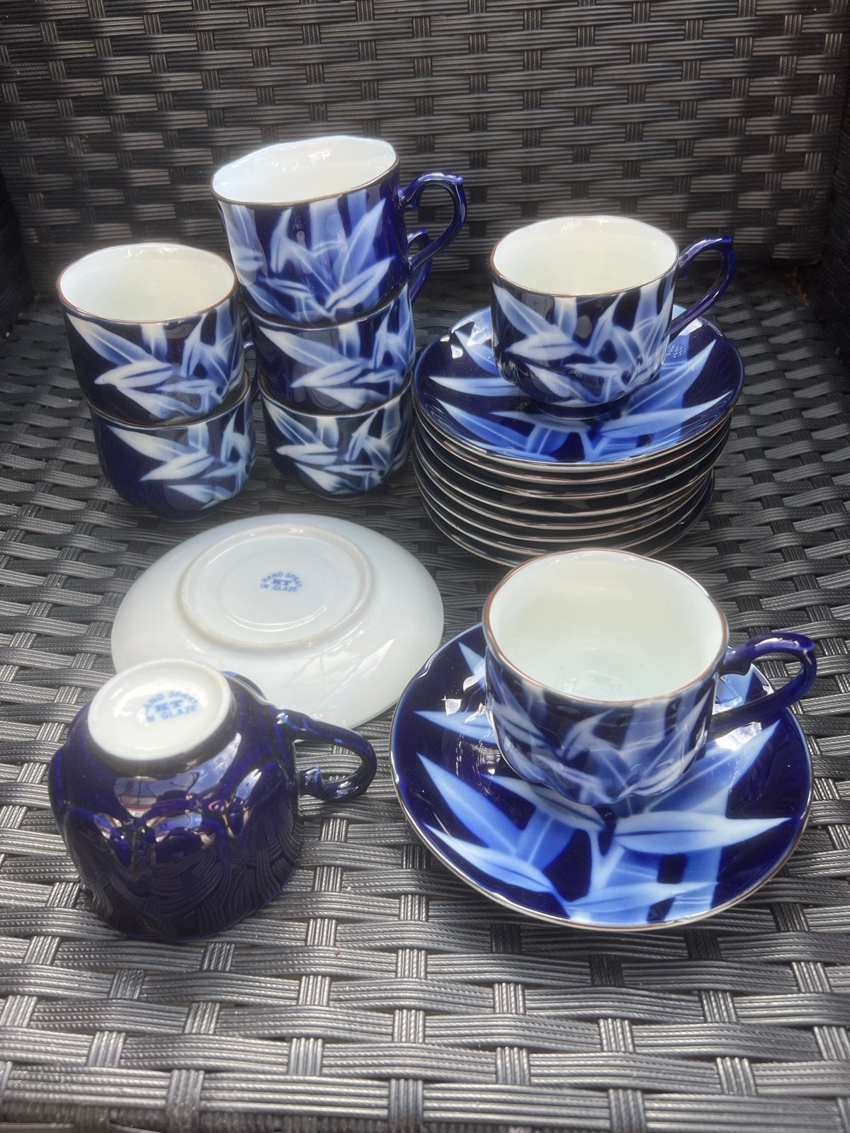(2)Set van 8 Japanse kopjes en schotels, blauw bamboe design, Antiek en Kunst, Ophalen