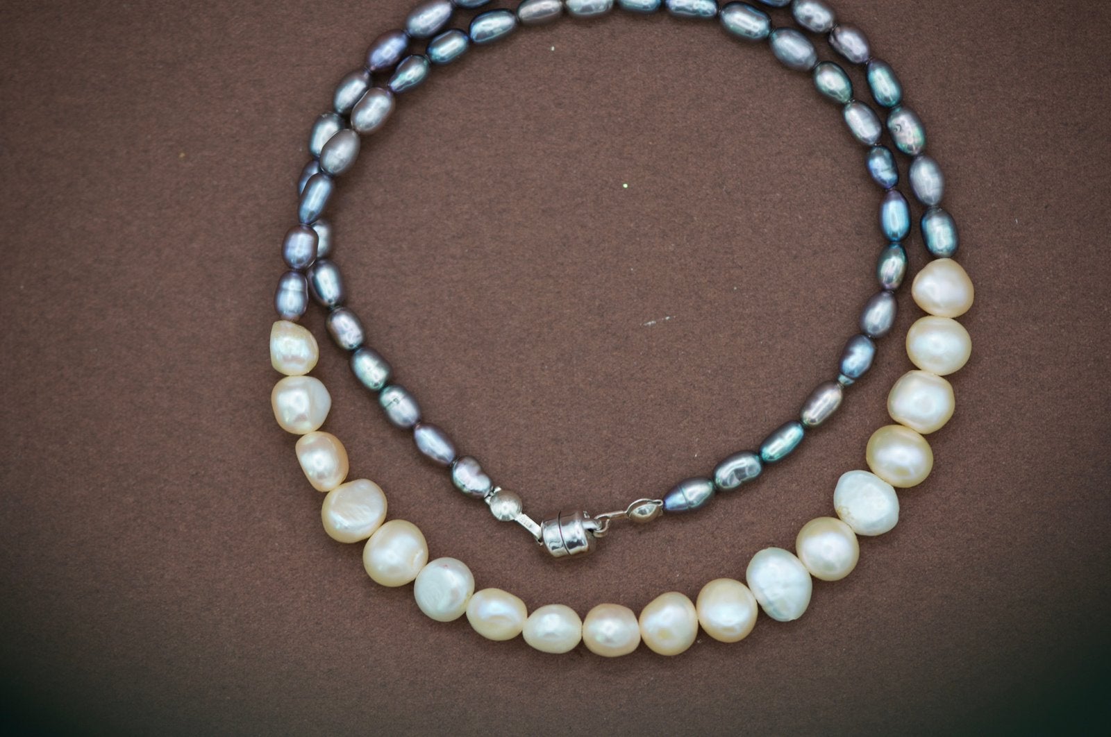 Parelketting met zilveren magneetsluiting, Overige materialen, Elles atelier, Wit, Ophalen of Verzenden