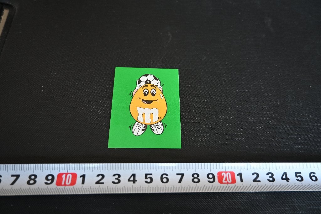 sticker mars 1994 strip M&M's geel voetbal 173, Ophalen of Verzenden, Zo goed als nieuw