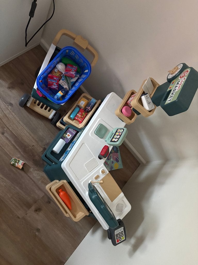 Speelwinkeltje met toebehoren, Ophalen, Zo goed als nieuw, Kunststof, Speelkeuken