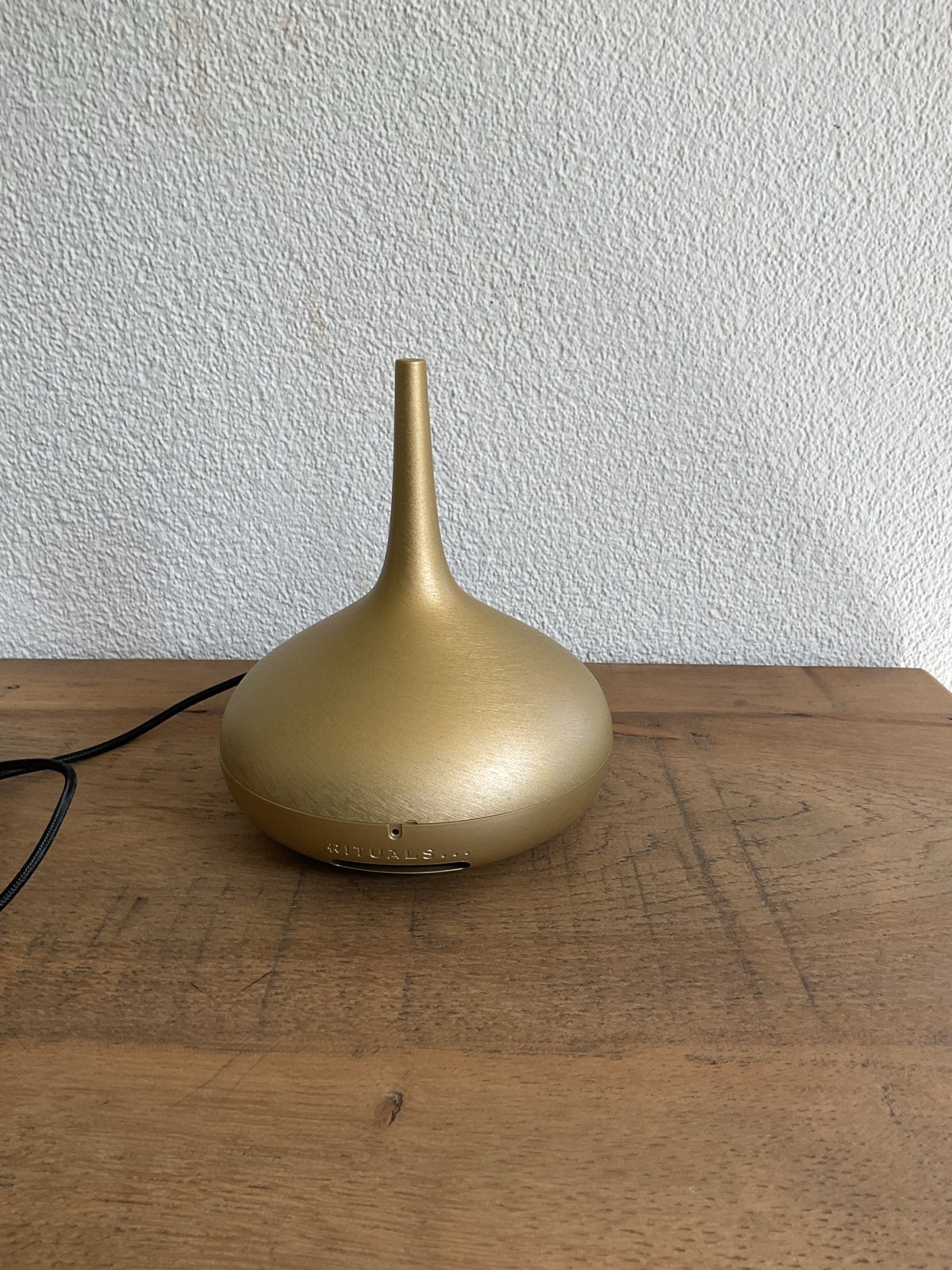 Rituals Genie, 3e generatie, met gratis 400 uur geur, Huis en Inrichting, Ophalen of Verzenden, Zo goed als nieuw, Goud