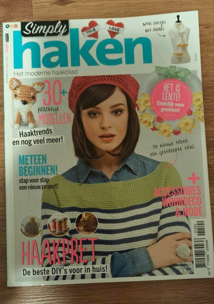 Simply haken, Ophalen of Verzenden, Zo goed als nieuw, Haken, Patroon of Boek