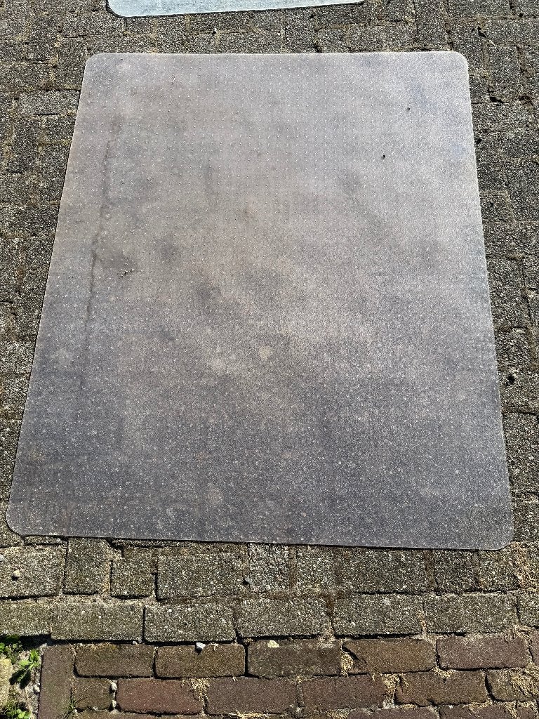 Bureaumat, Ophalen, Gebruikt