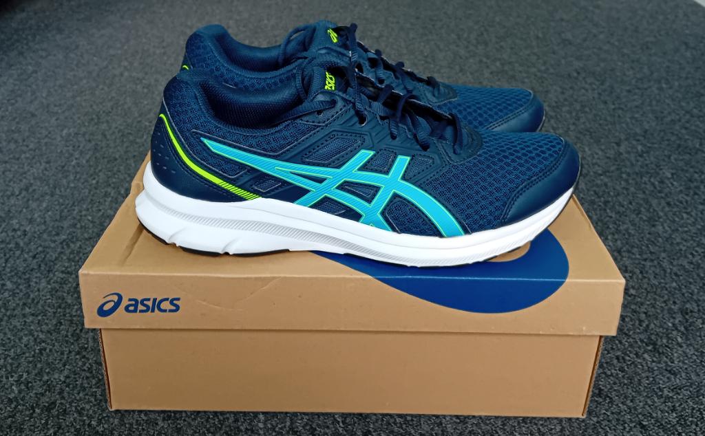 Asics hardloopschoenen maat 42, Sport en Fitness, Loopsport en Atletiek, Hardloopschoenen, Ophalen of Verzenden, Zo goed als nieuw