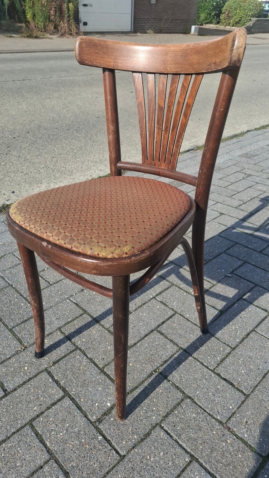 34 thonet cafe bistro stoelen leuke horeca partij vintage, Huis en Inrichting, Stoelen, Gebruikt, Bruin, Ophalen of Verzenden