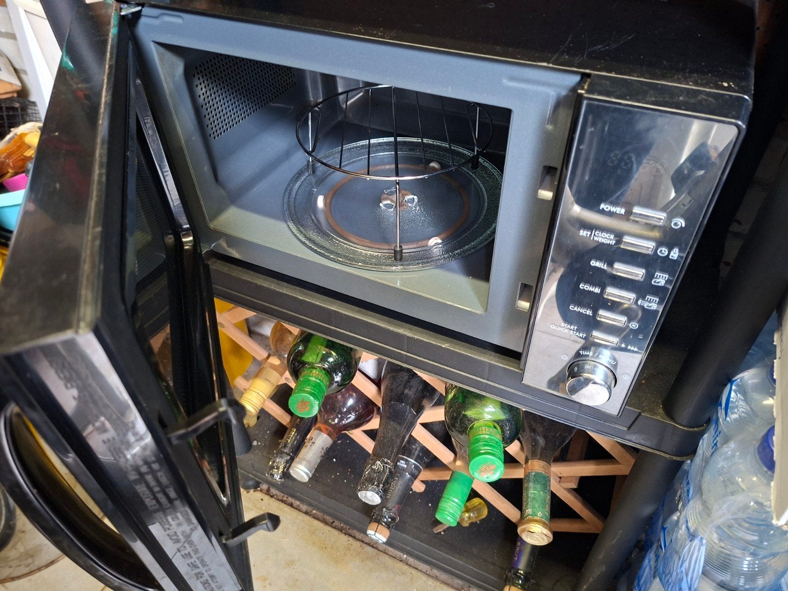 Brabantia Combimagnetron - Zo goed als nieuw, Witgoed en Apparatuur, Ophalen, Combimagnetron, Nieuw, Draaiplateau