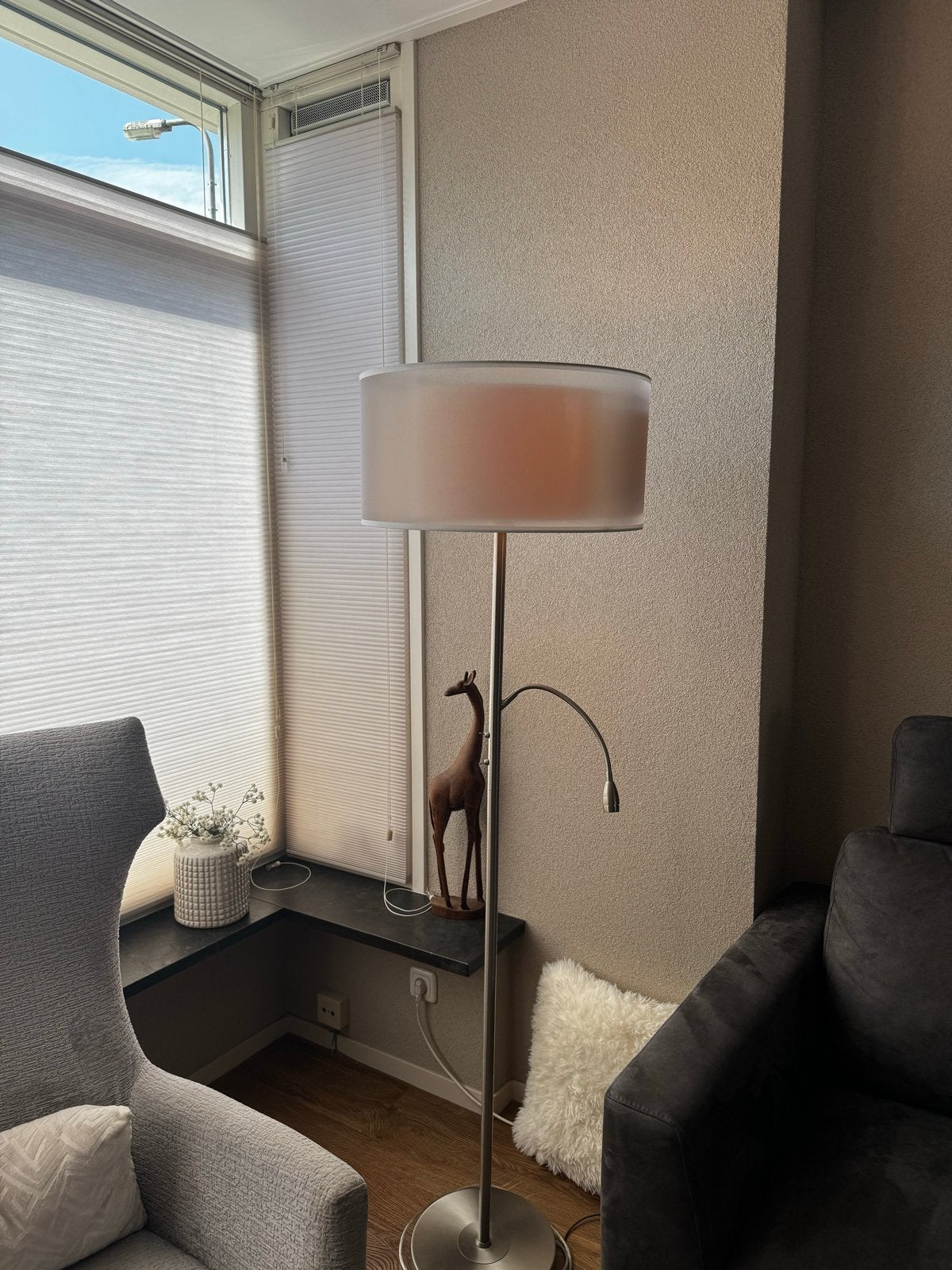 Stijlvolle vloerlamp met leeslamp - Freelight S1216S, Ophalen, Gebruikt, E27 (groot), Metaal