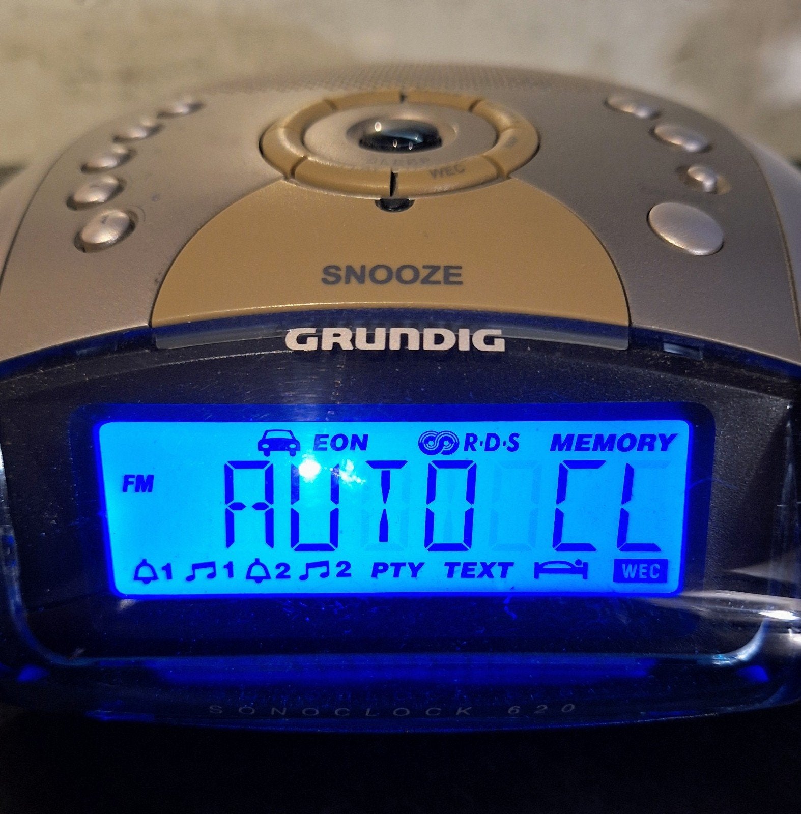 Grundig Sonoclock 620 wekkerradio, Witgoed en Apparatuur, Ophalen of Verzenden, Gebruikt, Digitaal