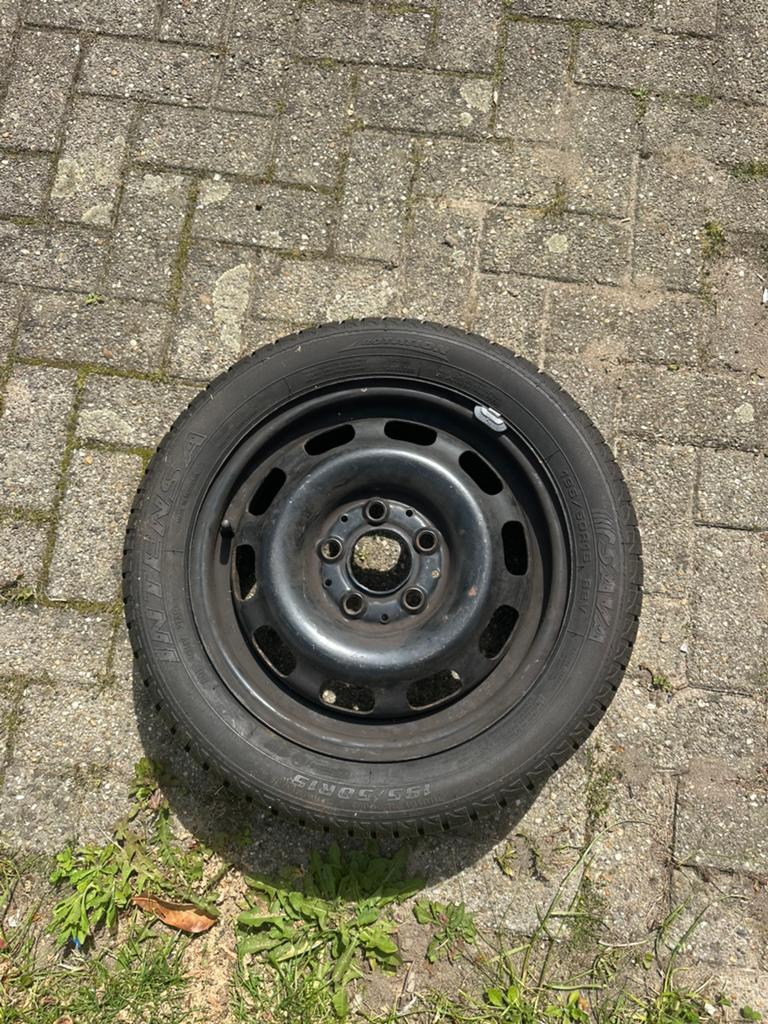Gratis Af te halen Band met velg, Ophalen, Zo goed als nieuw