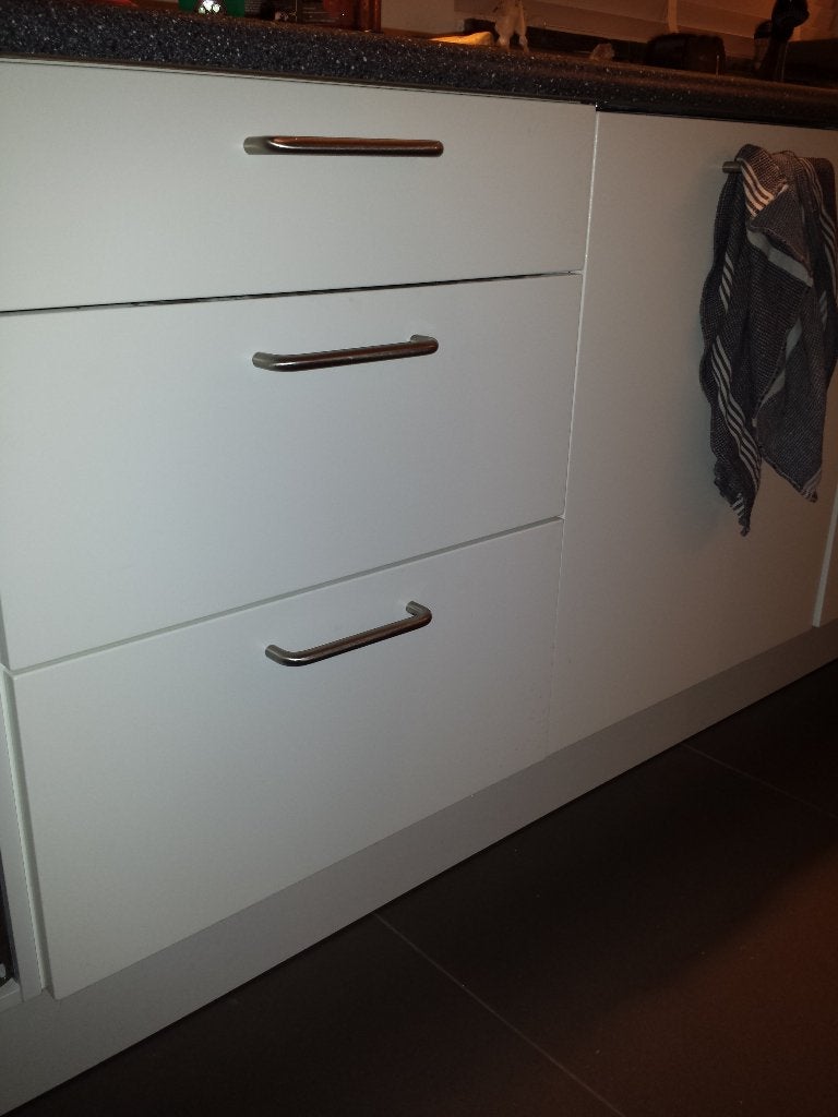 18 mooie Bruynzeel keuken handvaten rond RVS, Huis en Inrichting, Ophalen, 50 tot 100 cm, Zo goed als nieuw, Minder dan 100 cm
