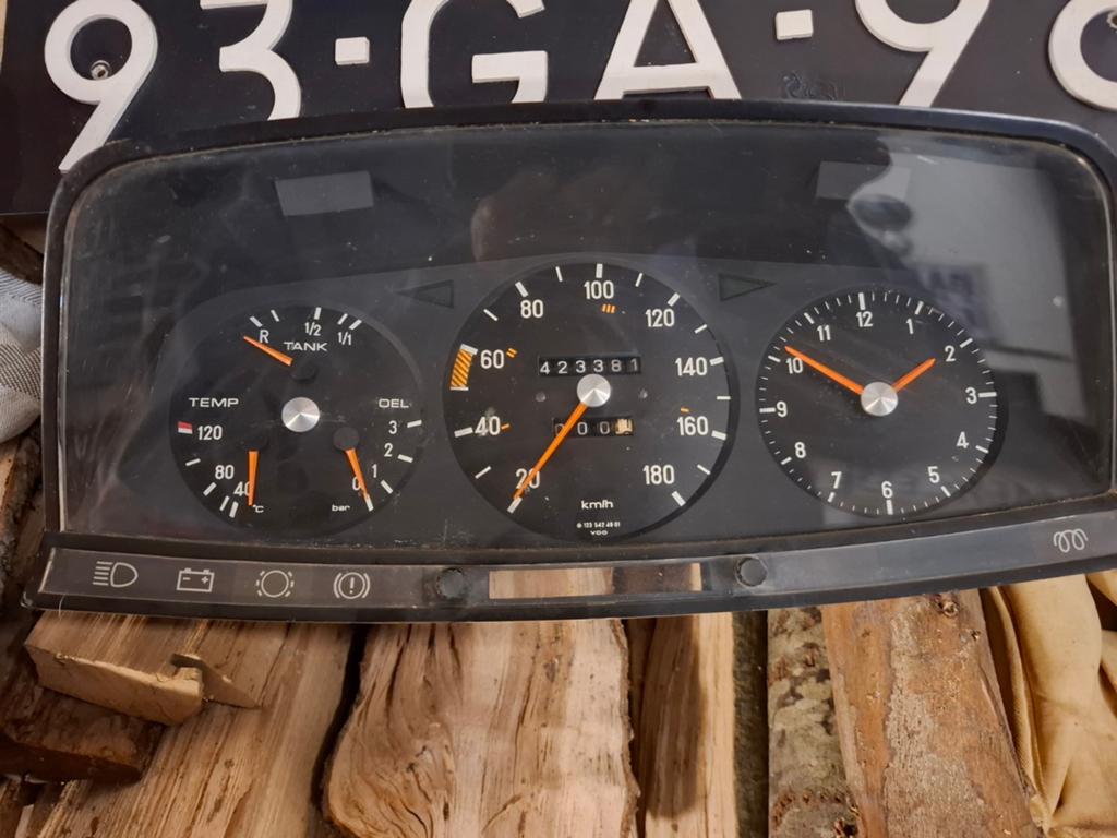 Mercedes W123 300 Diesel Tellerklok - Oldtimer KM Teller, Auto-onderdelen, Ophalen of Verzenden, Nieuw
